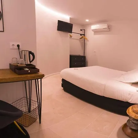 Guest house El Silencio Boutique Segovia